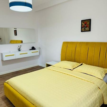 Yellow Apartment Durres Ngoại thất bức ảnh