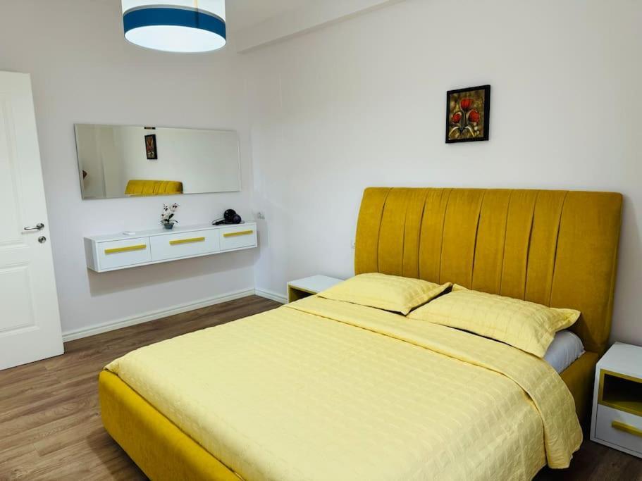 Yellow Apartment Durres Ngoại thất bức ảnh