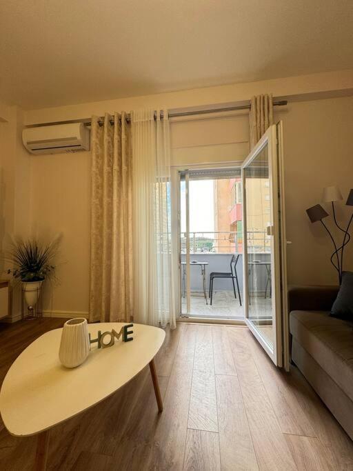 Yellow Apartment Durres Ngoại thất bức ảnh